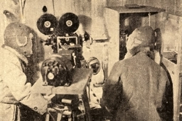 人工雪の成長過程を微速度撮影して映画に 1939年