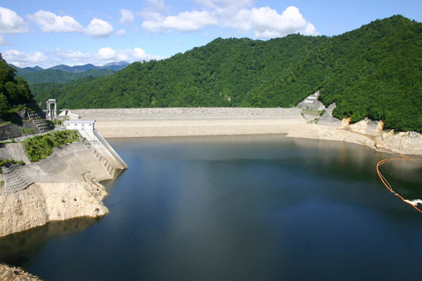 2016年6月27日 48%