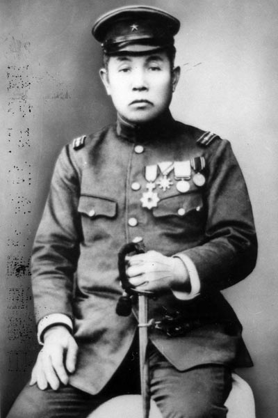 軍服姿の白瀬矗