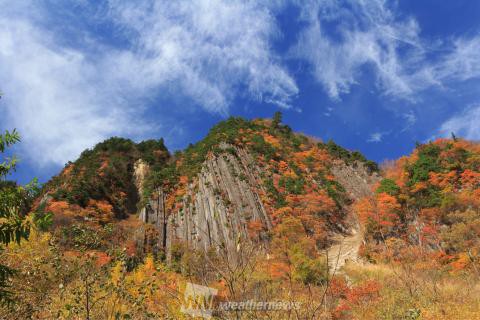 秋山郷 長野側 長野 の紅葉見頃情報 紅葉情報 ウェザーニュース