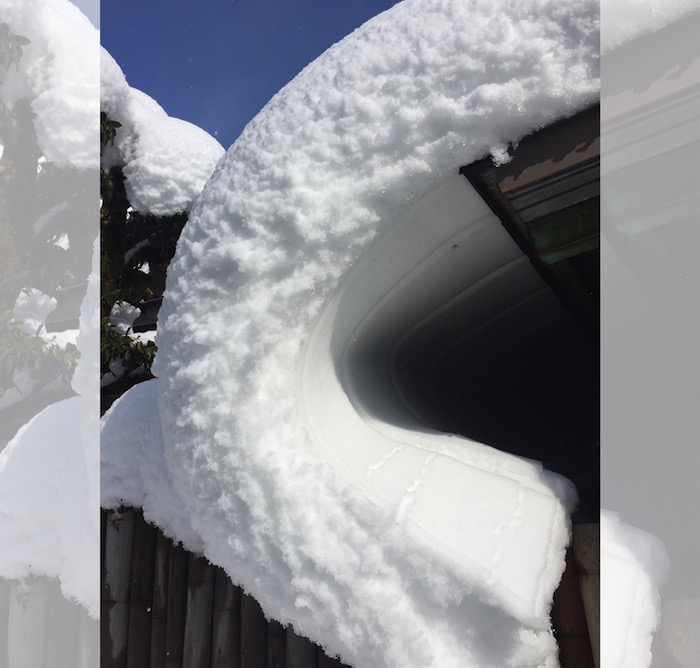 意外な雪の話 1mの積雪の重さは約１トン 坪 ウェザーニュース