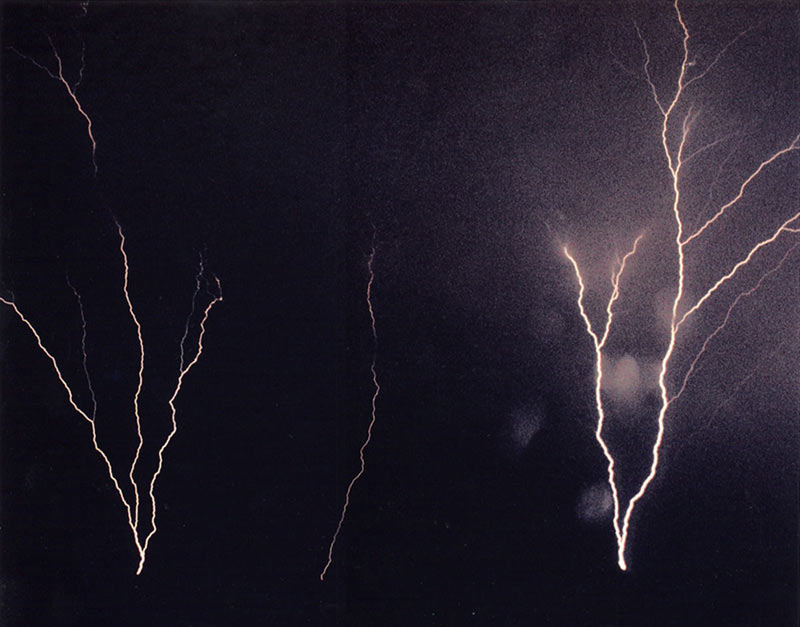 エネルギーは夏の雷の数百倍 世界でも珍しい 冬季雷 の実態 ウェザーニュース