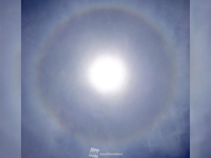 各地で天気下り坂を告げる虹色現象を観測 - ウェザーニュース