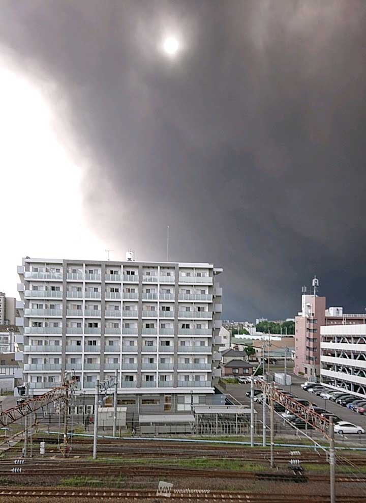 【桜島】爆発的な大噴…