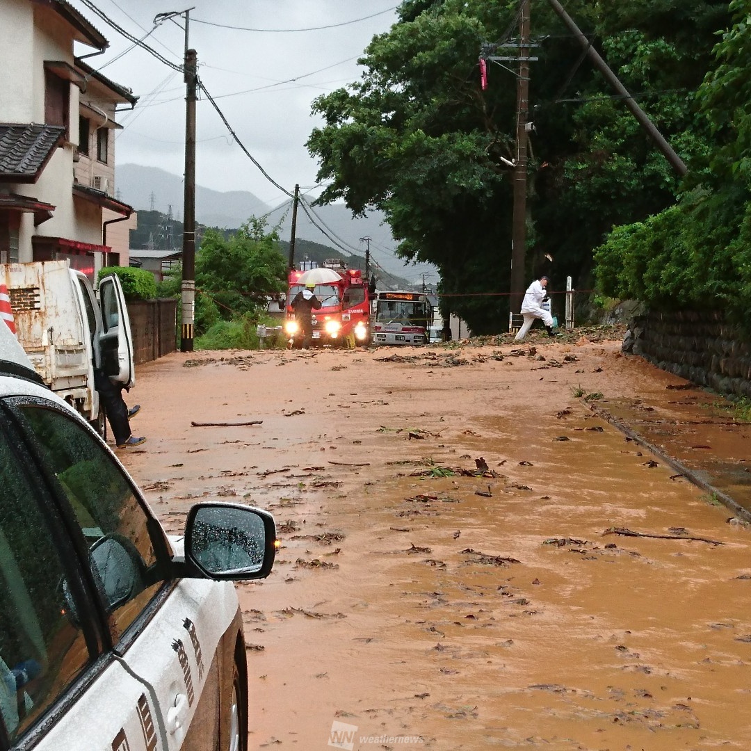 歴史的大雨】各地からの土砂災害の報告(7/6) - ウェザーニュース