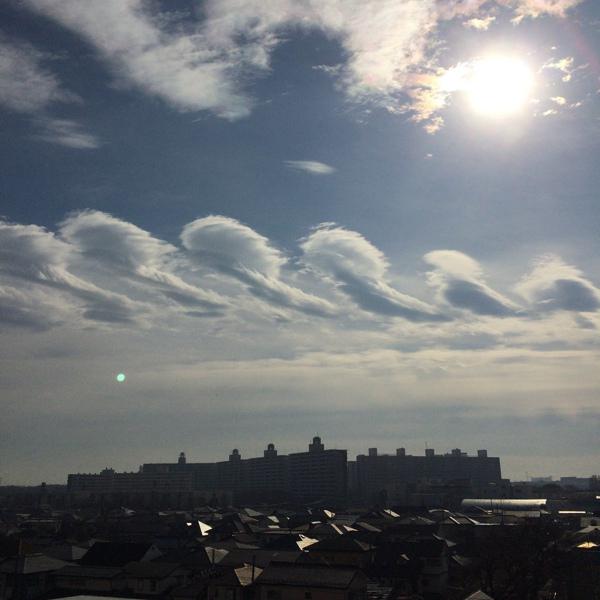 関東周辺で 面白い雲 の目撃相次ぐ 正体は波状雲 ウェザーニュース