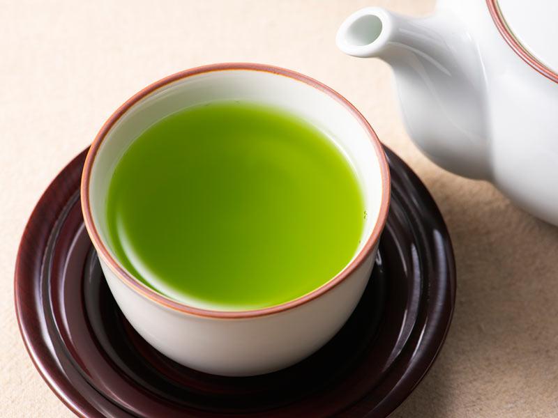 インフル予防の緑茶は飲むのが良い うがいが良い ウェザーニュース