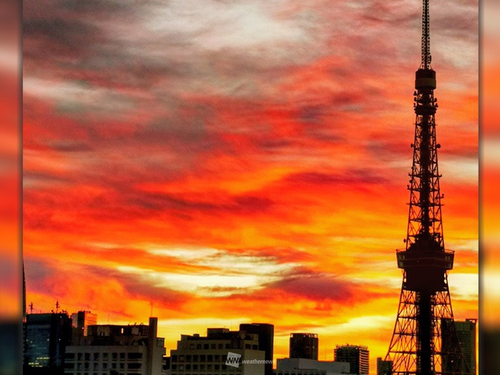 東京など関東周辺で真っ赤な朝焼け 雲が鮮やかに染まる ウェザーニュース