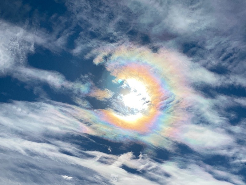 関東で虹色の雲 彩雲 が出現 午後はにわか雨の可能性あり ウェザーニュース