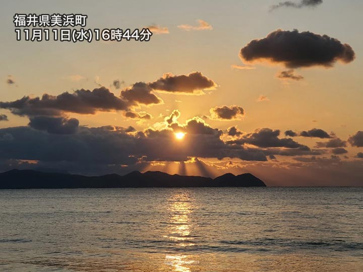 日本海に沈む夕日も見られる 各地で穏やかな夕暮れに ウェザーニュース