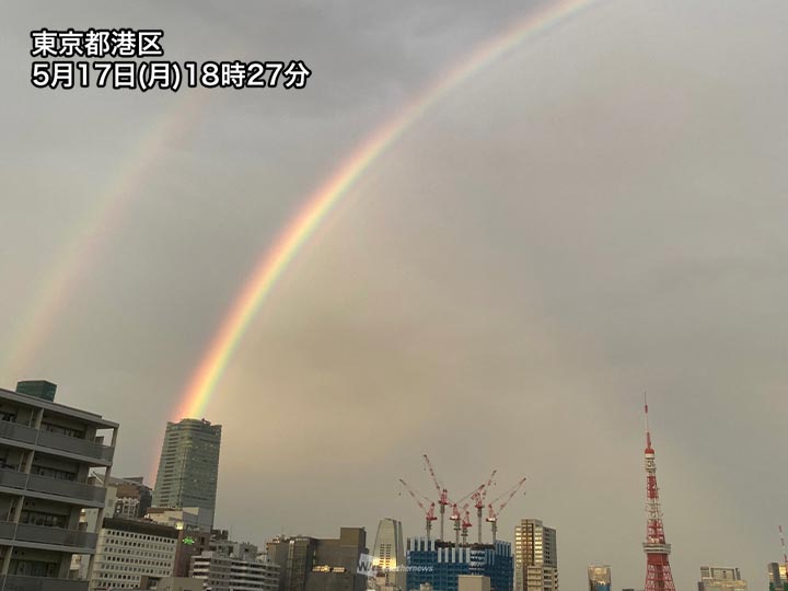 夕暮れの東京にダブルレインボー 大きな虹のアーチが出現 ウェザーニュース