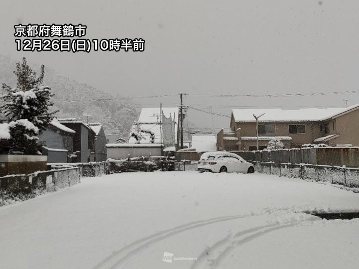 雪降る日 24時間で80cm以上の新たな雪 明日にかけて大雪に警戒を - ウェザーニュース
