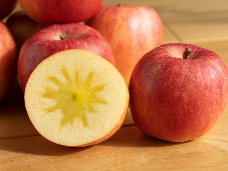 ツルに注目!? 甘いリンゴを一目で見分けるには？