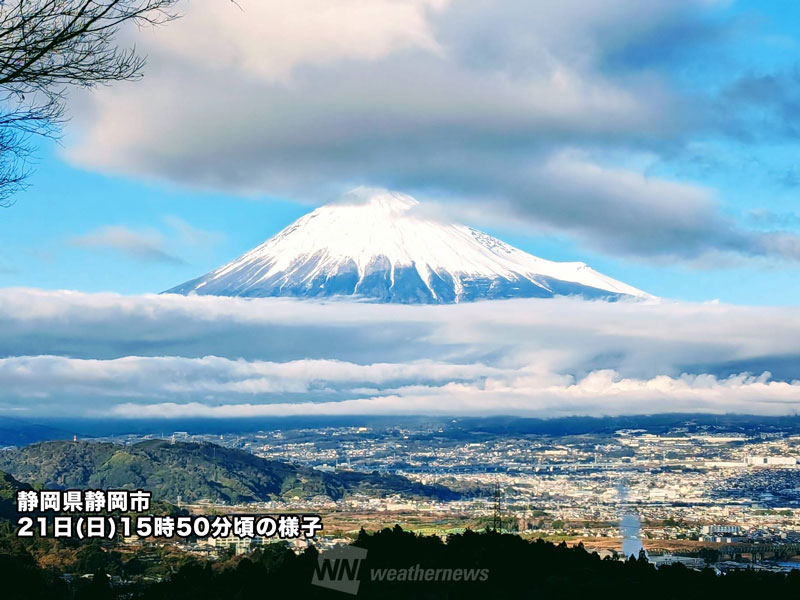 【HOTSALE】堂々とした新雪をかぶった富士です、画品があって良いですね、お好きな額に入れてしめます！　徳力富吉郎　木版画　「新富士三十六景」 木版画