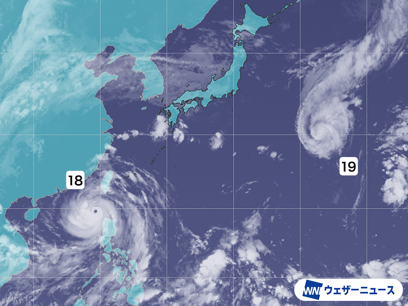 沖縄では大型で猛烈な台風18号の影響続く 台風19号はしばらく迷走