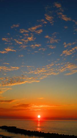 キレイな朝焼け 朝日 注目の空の写真 ウェザーニュース
