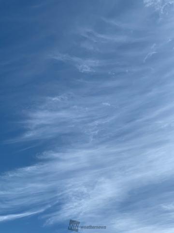 綺麗なすじ雲が空一面に広がっています 奈良県山辺郡山添村 猿岩石 ウェザーニュース