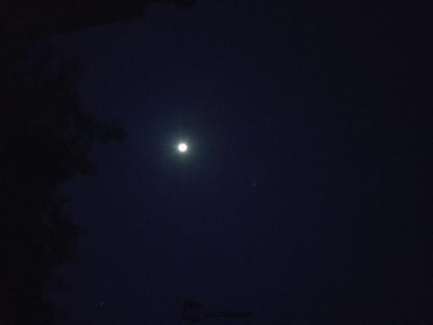 お月様✨が綺麗に輝...