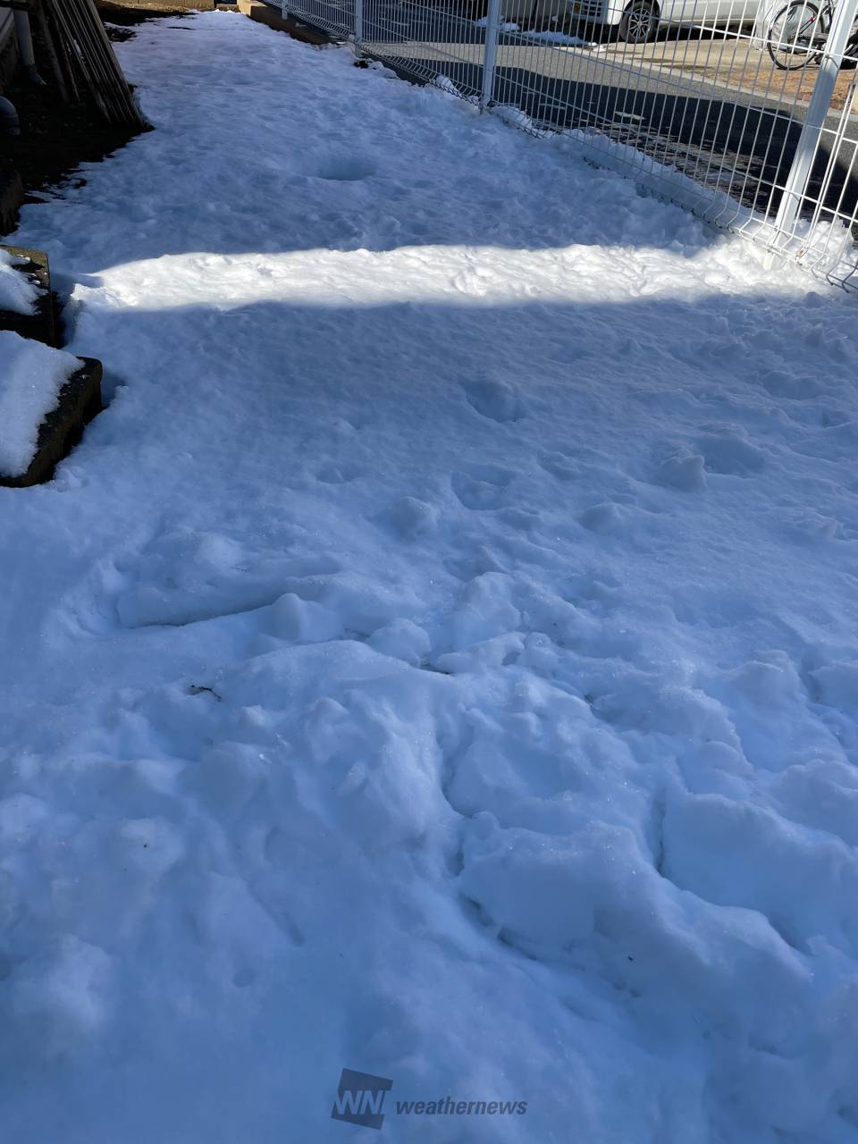 関東 雪残ってる 凍結してる 注目の空の写真 ウェザーニュース