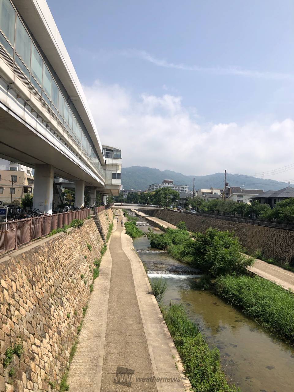 いいお天気ですが、湿度が高いからか、山の 兵庫県神戸市東灘区 A.N64 ウェザーニュース いいお天気ですが、湿度が高いからか、山の 兵庫県神戸市東灘区 A.N64 ウェザーニュース