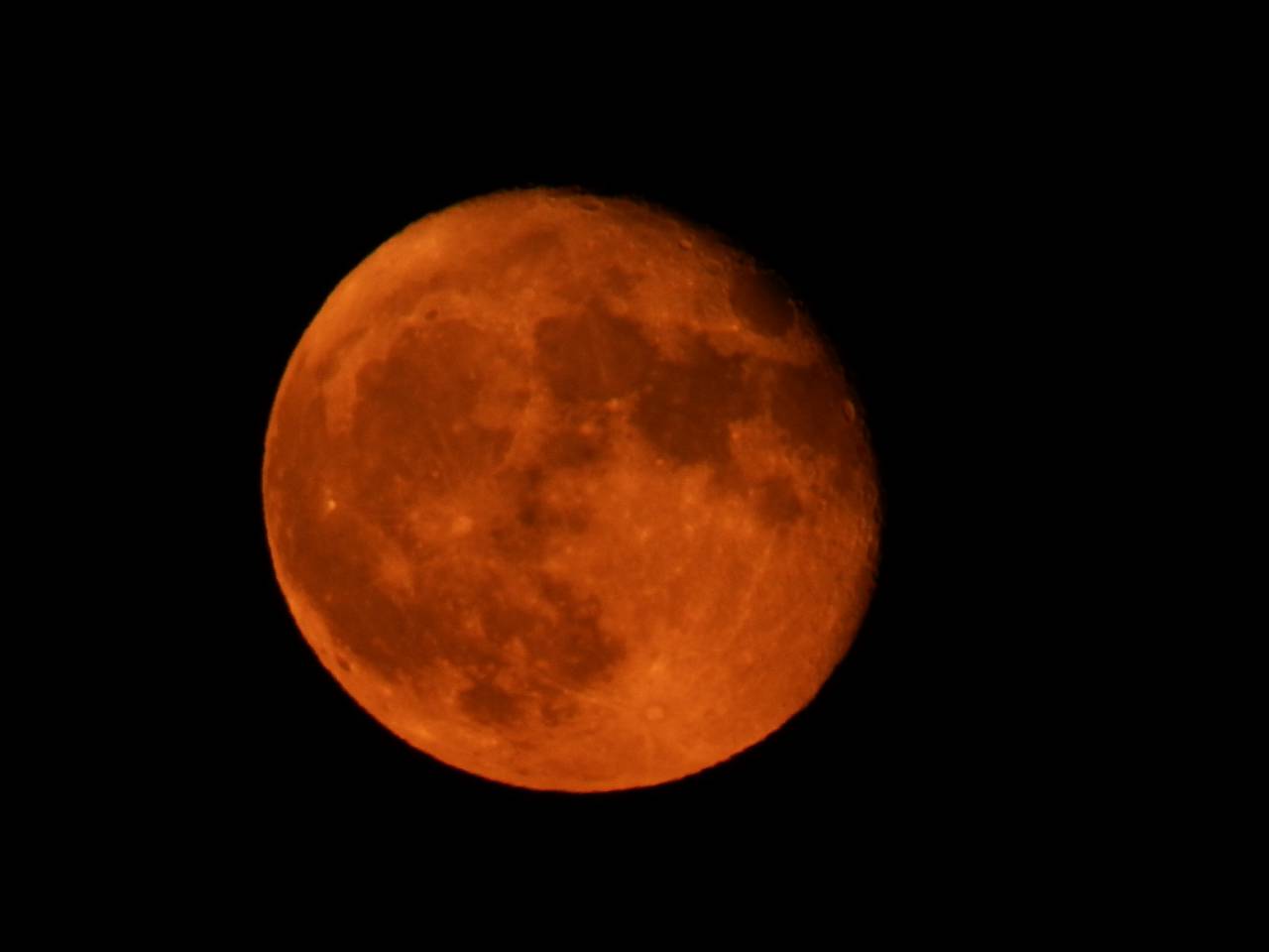 立待月🌕 やや蒸し暑さはあります 東京都町田市 玉川学園のマリリン ウェザーニュース