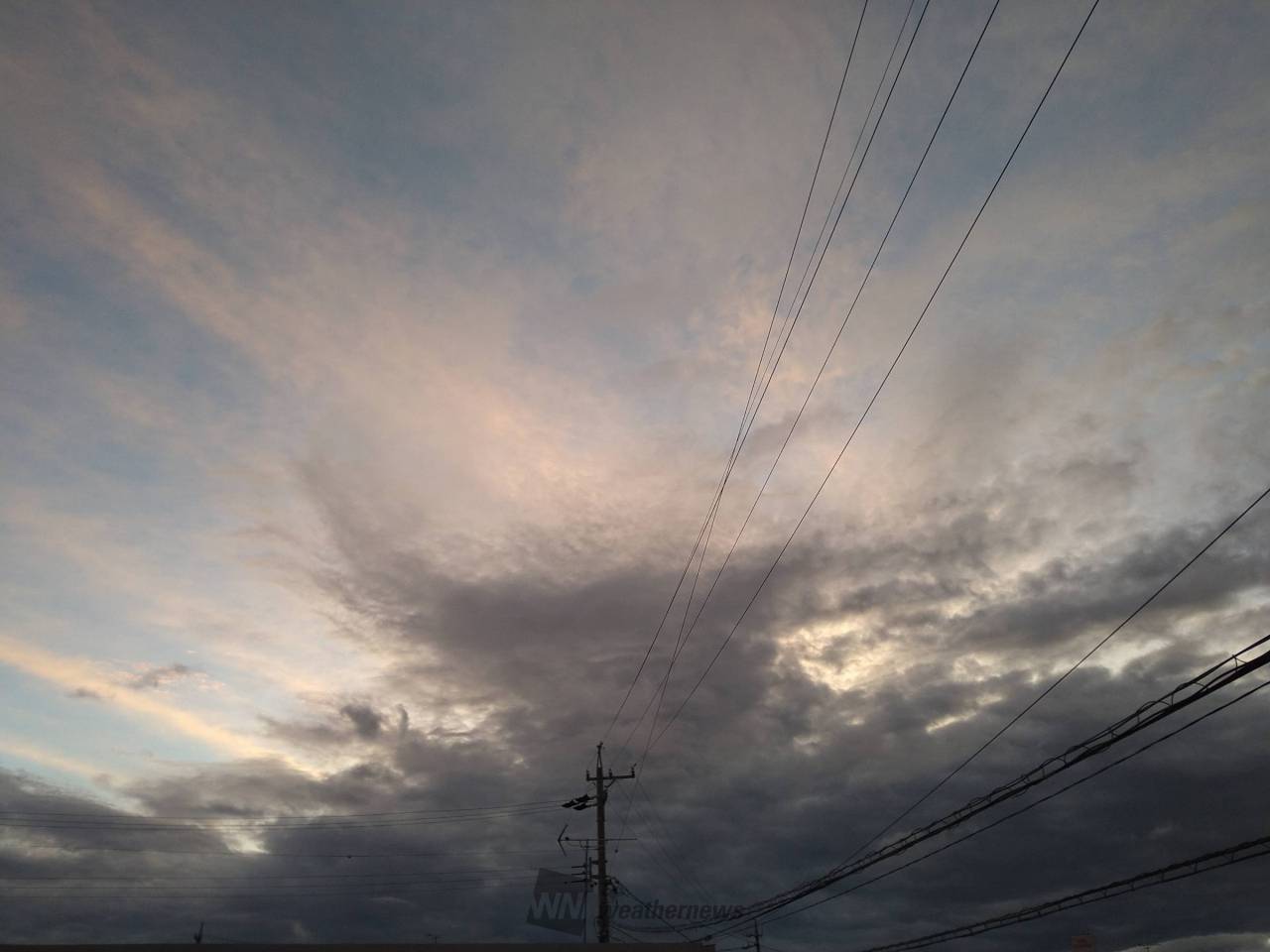 雲一辺倒だったのが若干の隙間が見られる様 長野県長野市 令和生の9ソ爺ィ♪ ウェザーニュース