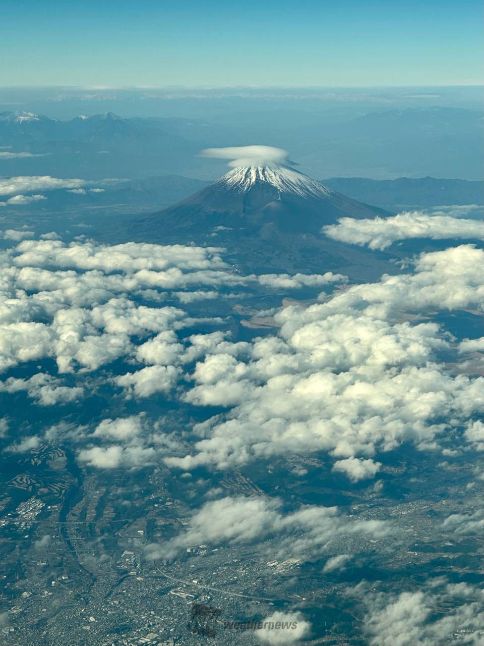 笠雲をかぶった富士山🗻 可愛いですね | 沖縄県宮古島市 | 🌺QtyJ