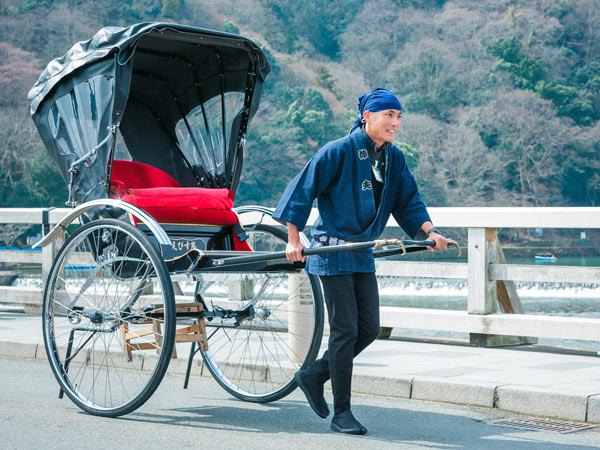 人気 人力車夫 の隠れた名所ガイド