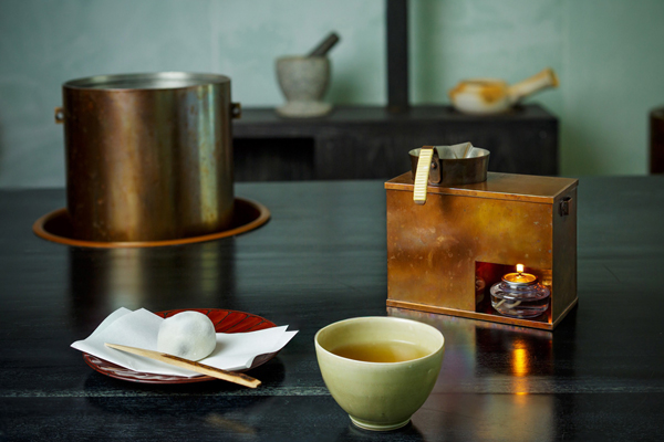 銅の酒燗器でお茶を愉しむ法 月刊sora