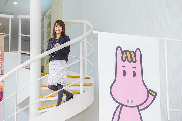 岩手めんこいテレビのロビーにて