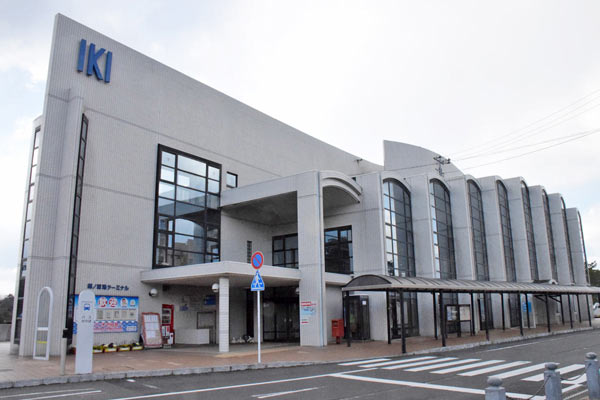 郷ノ浦港フェリーターミナル