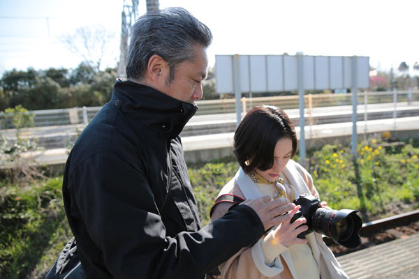 広田さんから設定の説明を受ける（撮影：編集部）